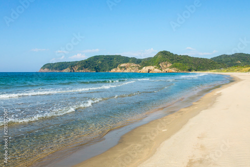夏の浦富海岸の風景 鳥取県 浦富海岸