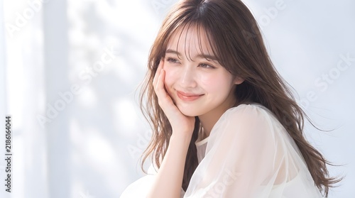 Obraz w ramie ナチュラルで透明感のある女性の美容ポートレート