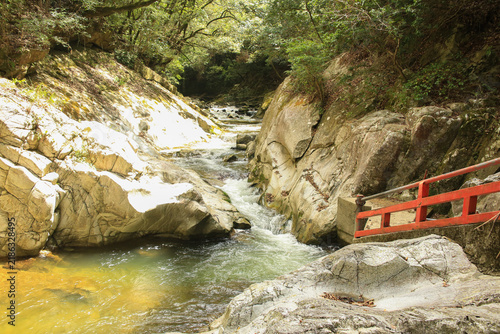 愛媛県松山市　湧ヶ淵の風景