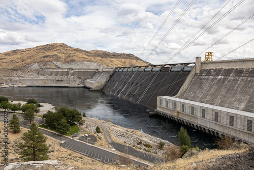 Obraz na płótnie Grand Coulee Dam Hydroelectric Facility on the Columbia River