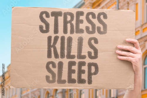 Konstfotografi "Stress kills sleep" Anxiety prevents restorative sleep and worsens next-day symptoms