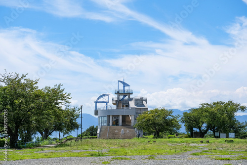 湘南平の高麗山公園に建つ展望台