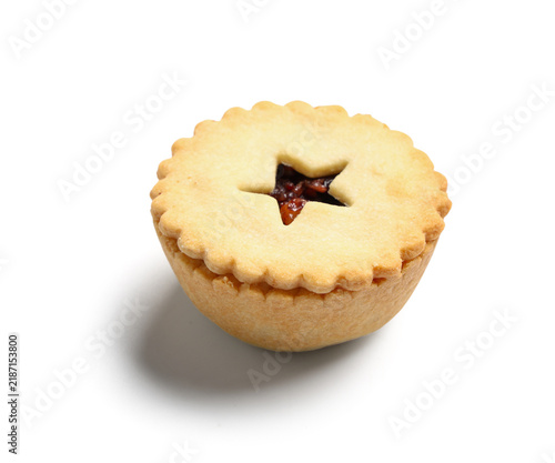 Konstfotografi Tasty Christmas mince pie isolated on white background