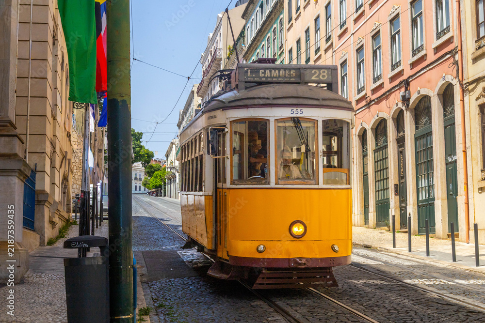 Fototapeta premium Trolley in Lisbon Portugal