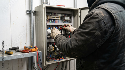 Commercial Walk-In Cooler Electrical Control System Inspection