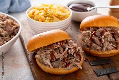 Obraz na płótnie Pulled pork sandwiches with brioche buns and cabbage
