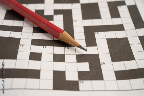 Fotografie Puzzle game with pencil for practice skill.