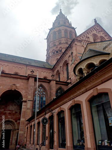 Mainz Cathedral and Gotthard Chapel in Mainz, Germany