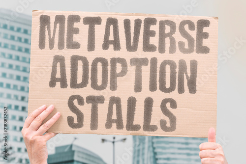 Fotografie "Metaverse adoption stalls" Virtual reality platforms failing to achieve mainstream user engagement