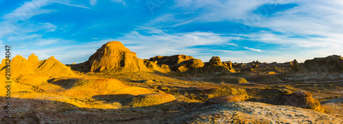 Fotografía Yardang landscape at Urho Ghost City, Xinjiang, China