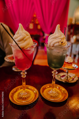 伊勢神宮の近くのカフェで食べた美味しいクリームソーダとケーキ
