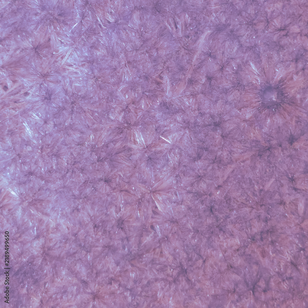 Obraz premium Deep purple and magenta crystalline abstract square background