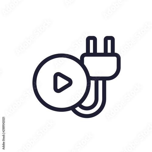 plug and play line icon on white