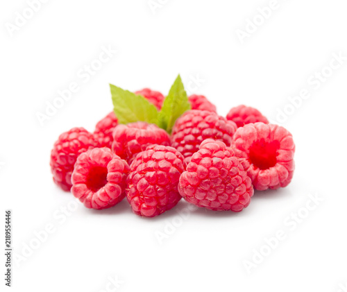 Plakat w ramie Sweet raspberry with leaves