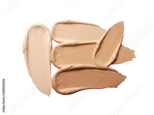 Foto Makeup foundation swatches in nude beige tones for skin tone matching and beauty application