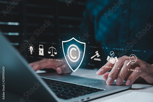 Cuadro en lienzo Copyright protection concept