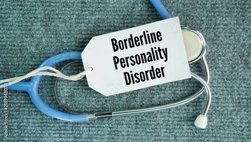 Fotografía Stethoscope and paper tag with the words Borderline personality disorder BPD
