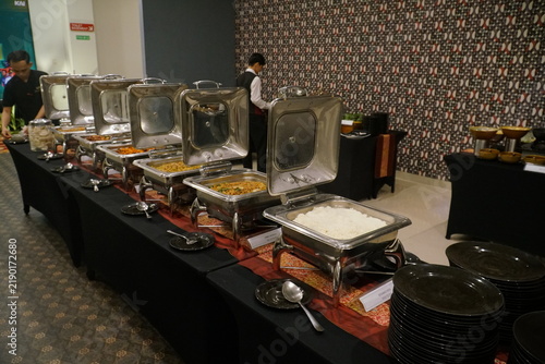 Fotografía plenty of buffet food
