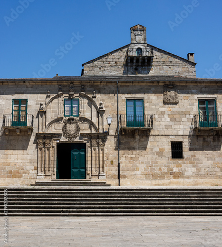 Foto Historic baroque Episcopal Palace Facade, Lugo, Spain