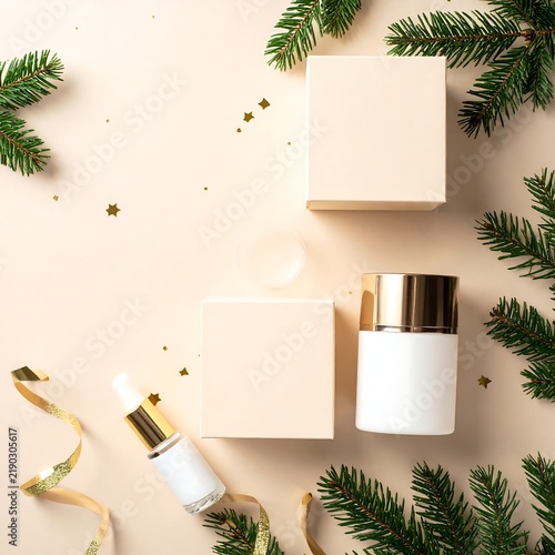 Christmas Cosmetic Gift Packaging Concept