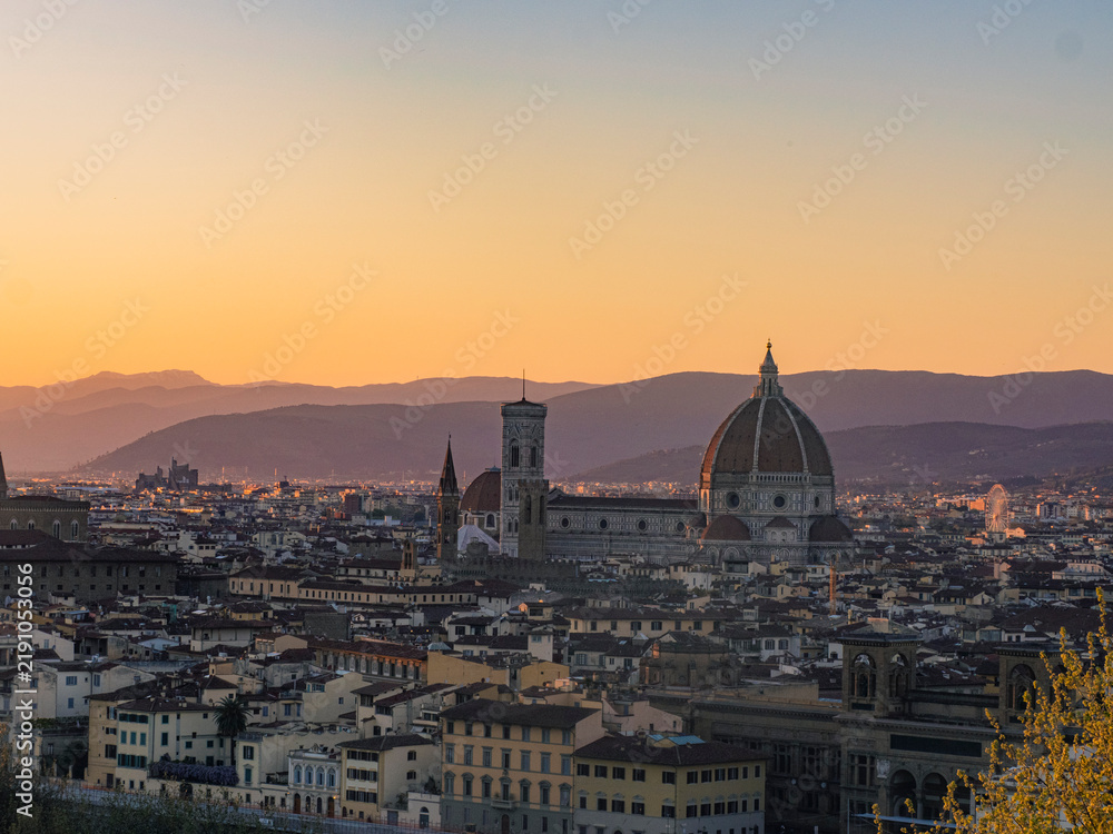 Fototapeta premium Sunset view of the skyline in Florence, Italy.