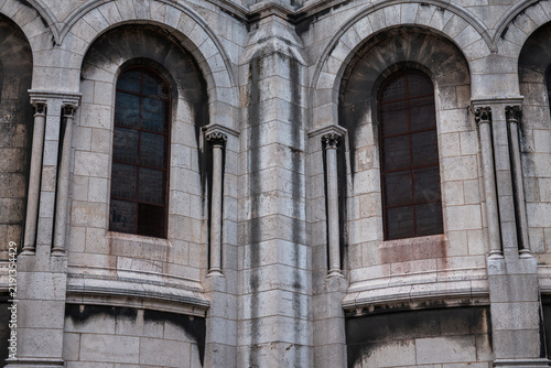 Konstfotografi Sacre-coeur basilica stone arches and windows, montmartre architecture detail, h