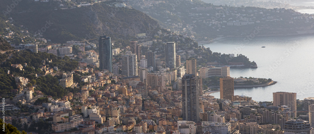 Obraz premium Panoramic View of Monaco from Tête de Chien, French Riviera, France