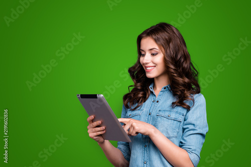 фотографія Profile side view of nice cute intelligent cheerful delicate winsome lovely magn