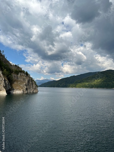 Photography lake and mountains