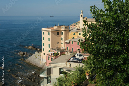 Il borgo marinaro di Boccadasse a Genova, inizio settembre 2026.