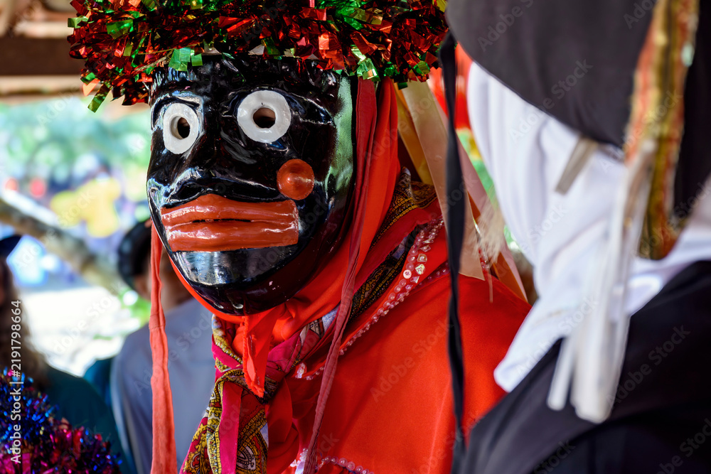 Obraz premium Mask from the traditional Folia de Reis festival in the interior of Minas Gerais state.