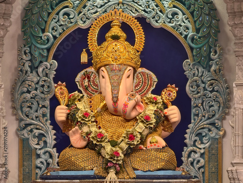 Canvastavla 14 September 2026, Pune, Maharashtra, India, Beautiful Decoration for Lord Ganesh called as Dagdusheth Halwai Ganpati near Pune, Mandai location during Ganesh Utsav