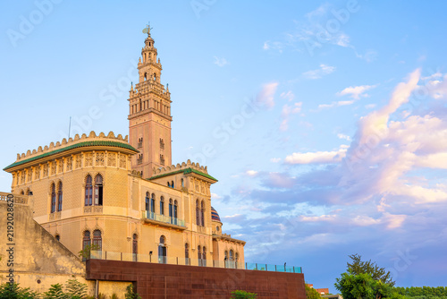 Cuadro en lienzo Giralda de l'Arboç, Tarragona, Cataluña, España