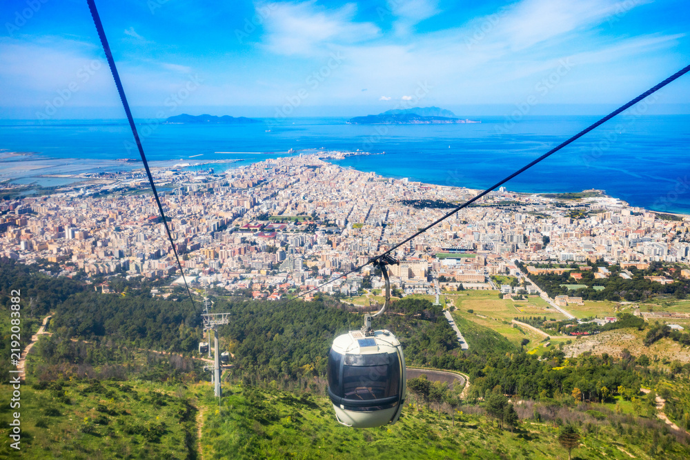 Naklejka premium Trapani Erice Cableway in Sicily island, Italy
