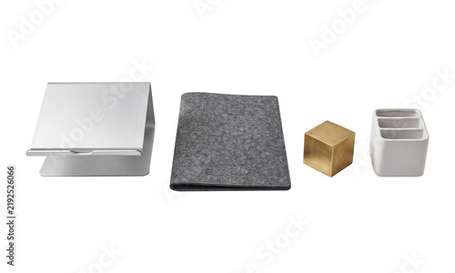 Foto Modern Desk Accessories with Tablet Stand Felt Sleeve Gold Cube