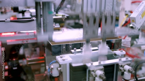 Mobile Phone Touch Monitor Production Line.
Manufacturing production line of touch panel monitor screen for mobile phone.

