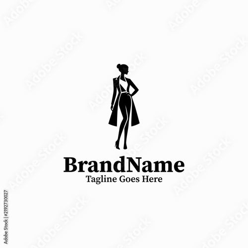 Black Image Vector Logo Woman Fashion Model — Aesthetic Hairstyle Silhouette Isolated on White Background