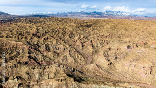 Fotografía Aerial view of red bed hilly landform, Jupiter Valley, Zhangye Global Geopark, G