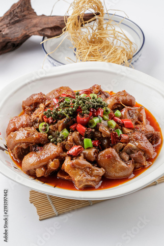 Sichuan Pepper Spicy Braised Pig Trotters