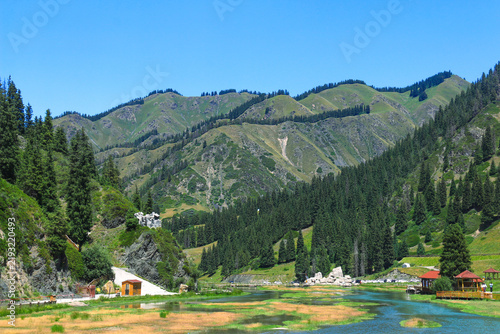 Cuadro en lienzo China, Xinjiang, Urumqi, Tianshan Grand Canyon, Zhaobi Mountain Scenic Area