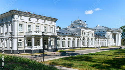 Konstfotografi The magnificent Neoclassical Bulhak Palace in Zylicy under a clear blue summer sky