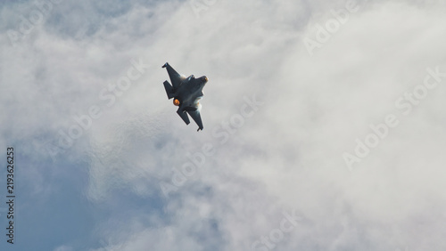 Foto f-35 lightning ii stealth fighter jet flying