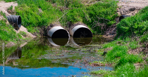 Canvastavla Drainage flow protects wetland from erosion