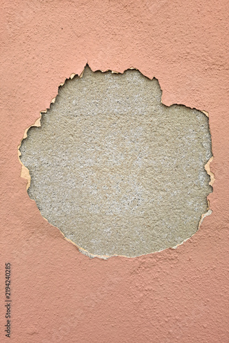 Obraz na plátně PEELING PAINT ON DAMAGED PLASTER WALL WITH EXPOSED CONCRETE SURFACE, CRACKED COA
