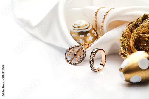 Canvastavla Elegant jewelry set