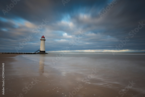 Naklejka lighthouse at dusk
