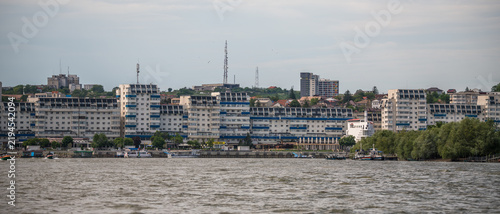 Cuadro en lienzo Tulcea city and the Danube river in Romania