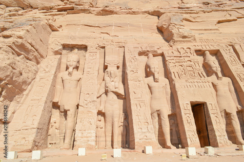 Canvastavla Facade of the Small Temple of Nefertari, Abu Simbel, Egypt