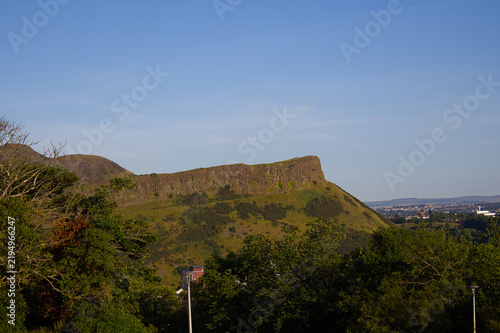 Принти на полотні Salisbury Crags and Arthur's Seat hill in Edinburgh, Scotland