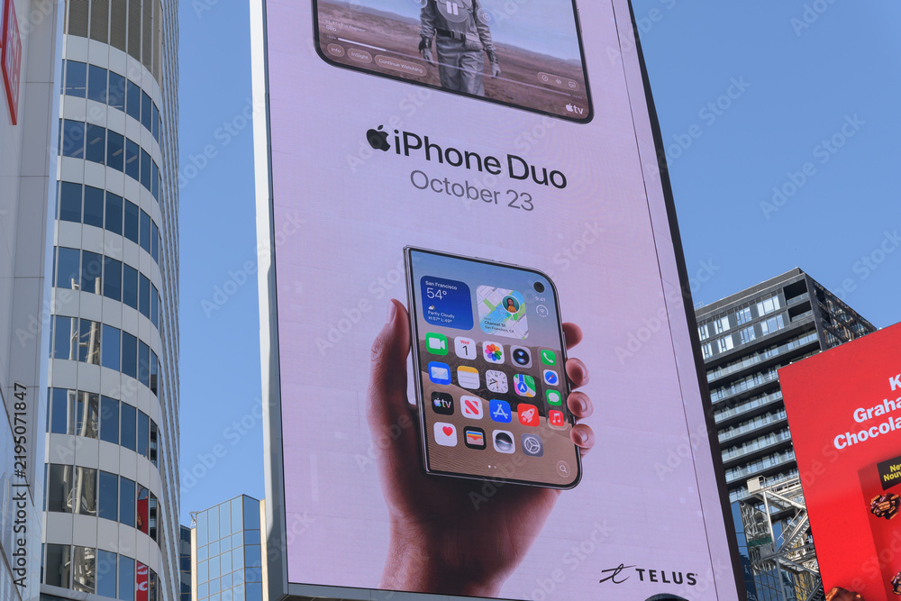 Obraz premium large-format rooftop digital spectacular with advertising by Apple Inc for the upcoming release of the iPhone Duo at Toronto's Sankofa Square